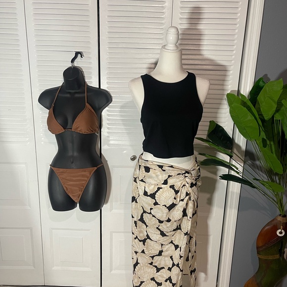 H&M Black and Cream Leaf Print Skirt - Picture 3 of 4